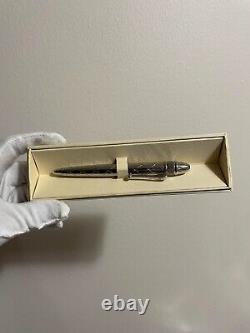Authentic New Edition silver Rolex Ballpoint Pen twist (damaged box)