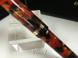 Conway Stewart Duro amber and black fountain pen +boxes NEW 18ct medium nib