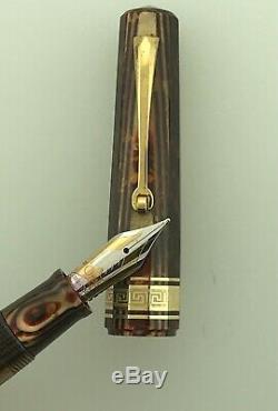 Gorgeous Omas Arco Fountain Pen New w Boxes + Pamphlets 18kt Med Nib Free Ship