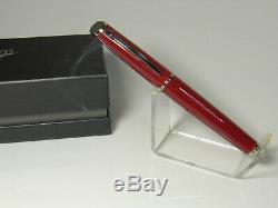 NOS Italian VISCONTI PINAFARINA fountain pen red M nib & converter in box