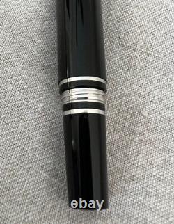 New in Box Classic Montblanc Starwalker Doue Fineliner or Rollerball Pen 118872