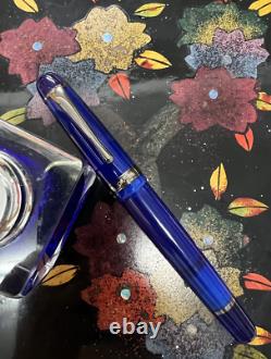 Opus 88 JAZZ Color Fountain Pen in Blue 1.5mm Stub Nib NEW in Box