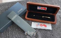 Parker Duofold World Memorial LE Fountain Pen 18K F Gold Nib With COA/ Box/Papers