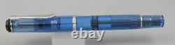 Pelikan M205 2009 Special Edition Sky Blue Fountain Pen New in Box Fine Nib