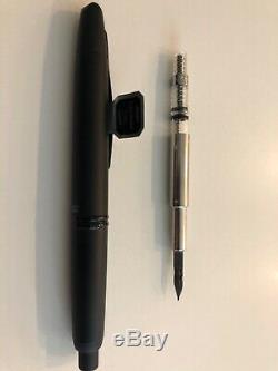 Pilot Capless Vanishing Point Stealth Black Fountain Pen -Mint In Box 18kt Nib