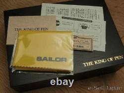 Sailor King of Profit (KOP) BK Ebonite Broad nib 21K & Wooden box 11-7002-620