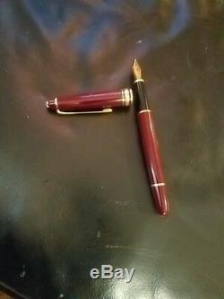 Vintage MONTBLANC Meisterstuck Classique Burgundy Red 144R Fountain Pen New Box