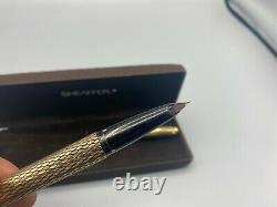 Vintage Sheaffer IMPERIAL Fountain Pen 14K Gold Filled 14K Fine Nib Boxed