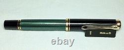 Pelikan R600 Roller Ball Pen Vert & Noir Or Trim Nouveau Produit En Boîte