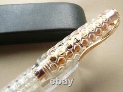 Pineider Sugar Blanc Honeycomb Funtain Pen Numéro Le 14k Fine Newthbox #55/88
