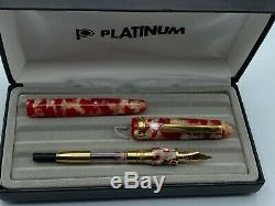 Platinum 3776 Pen Celluloid Fontaine Goldfish Avec 14k Music Nib Mint Boxed