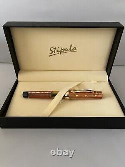 Stylo plume Stipula Ventidue 22 avec réservoir d'encre neuf dans sa boîte d'origine