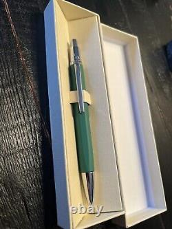 Tout nouveau stylo à bille vert Rolex avec boîte Twist. Fabriqué en Suisse.