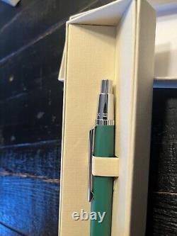 Tout nouveau stylo à bille vert Rolex avec boîte Twist. Fabriqué en Suisse.
