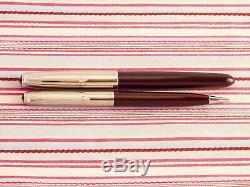Vintage Parker 51 Spécial Bourgogne Fontaine Pen Plumier-set New Old Stock